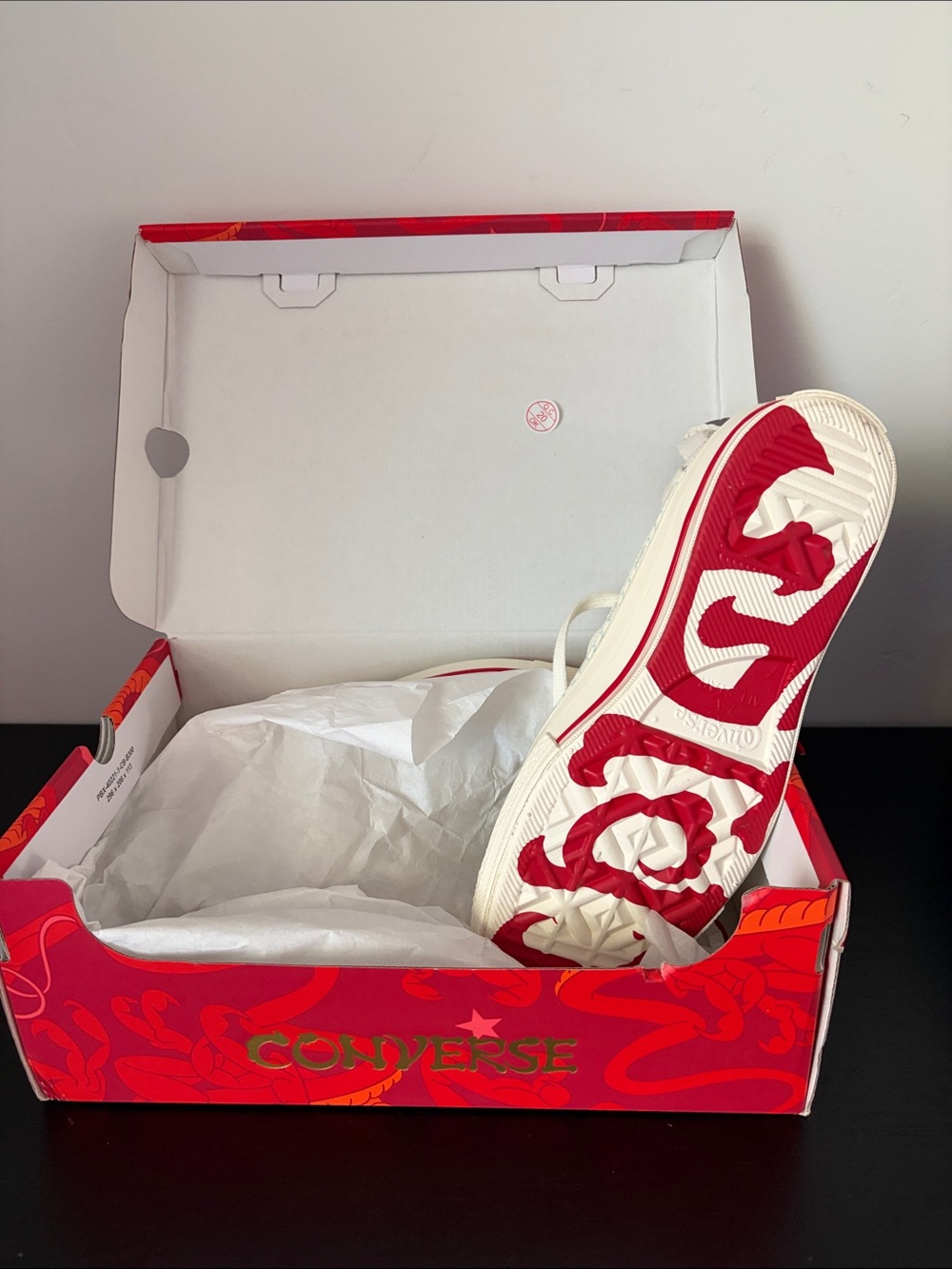 Limited-edition Converse Chuck 70 Double Lace High 'Year of the Dragon' Jan 2024 - Picture 2 of 7